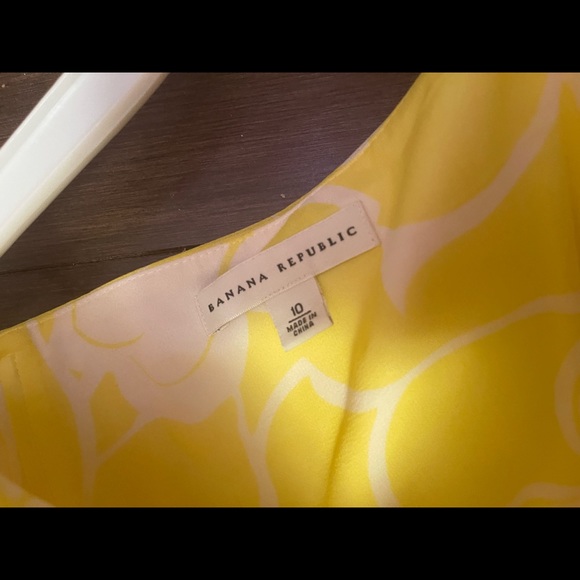 Strapless Bright and Floral Dress - Picture 6 of 6